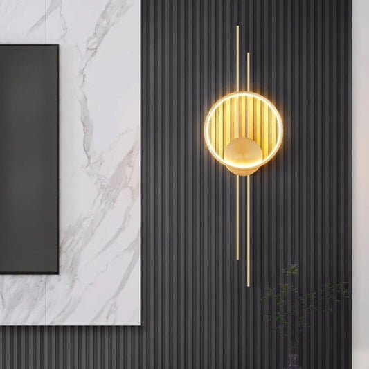 HaloLine Gold Wall Light